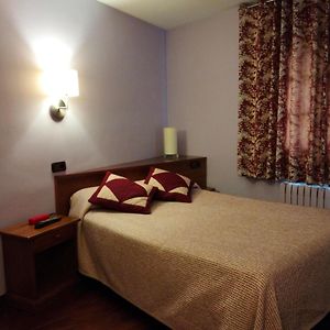 Single Room Interior